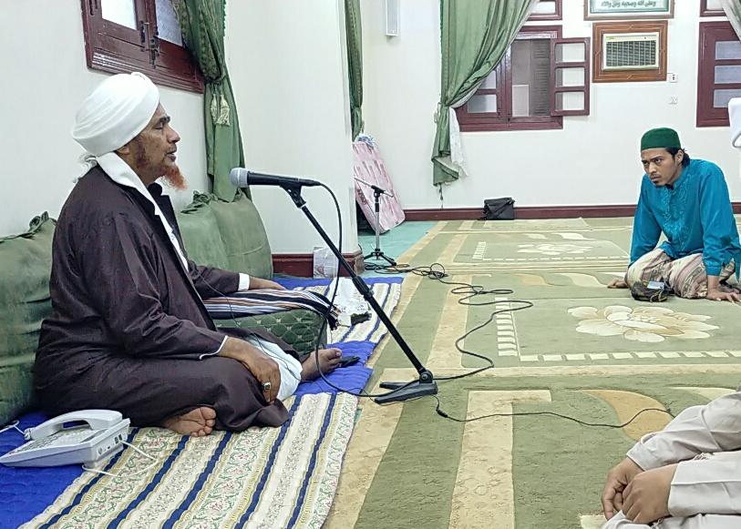 sholah_afaf's tweet photo. علمنا كيفية النظر إليكم ، كي نعرف حقيقتكم

Ajari kami mengarahkan pandangan pada mu

Agar kami bisa mengenalimu sebagaimana mestinya

Sedekat ini, masih blm bisa mengeluarkn ku dri zona jauh. Kemna lagi aku harus mencoba mendekti mu, ya rab. Jika mendekti kekasihmu sja blm bisa😭 https://t.co/ygM6JWdQMD