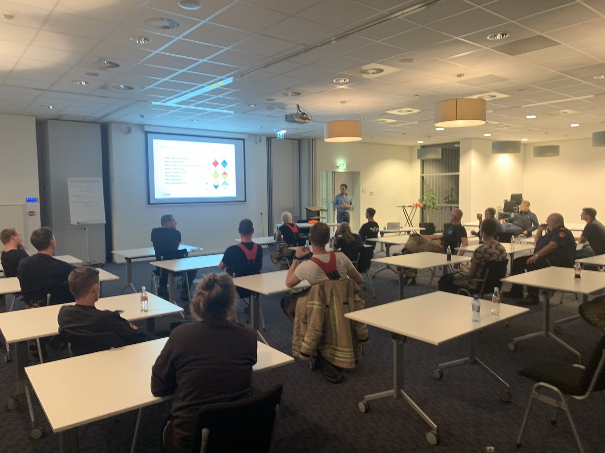 Vanavond een gezamenlijke oefening gehad met #vgOudeTonge bij van @iperen_nl. #leerzaam