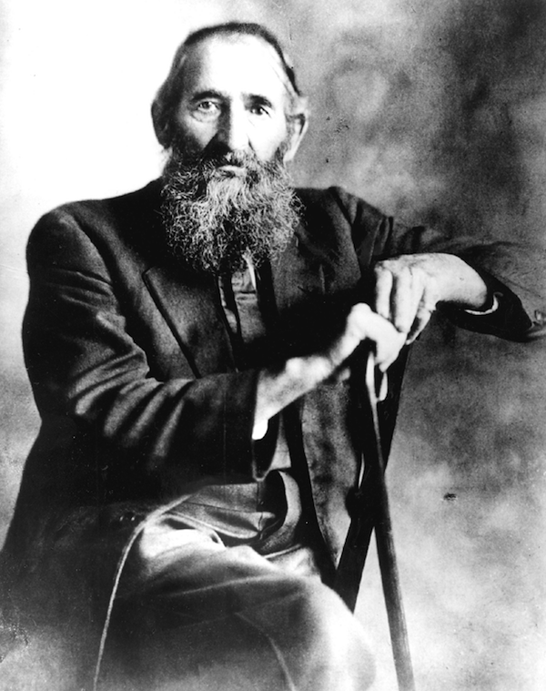 Fayette_Cheryl's tweet photo. #WV #history: Sept. 9, 1839: Anderson #DevilAnse Hatfield born in #MingoCounty. He was patriarch of the #Hatfield family and their leader during the #HatfieldMcCoyFeud.
@WVHumanities #TugRiver #WestVirginia #Kentucky
https://t.co/QnH1NwE46B https://t.co/NcYOxIHhJ5