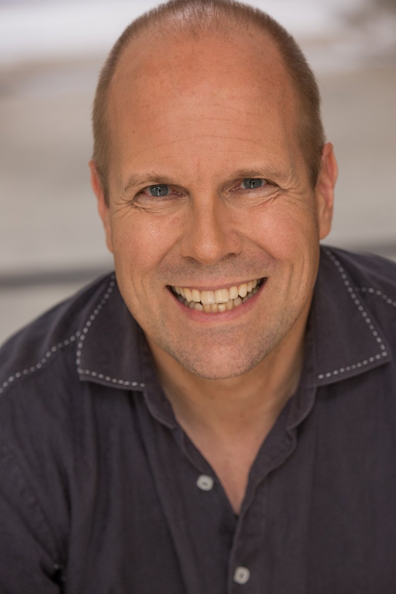 Introducing National Finalist Benedikt Brydern from Santa Monica, CA. His composition IONS 2020 will premiere in Atlanta in January 2021! #composers #newmusic <a href="/AtlChambPlayers/">ATL Chamber Players</a> ow.ly/i6B150Bm8zZ