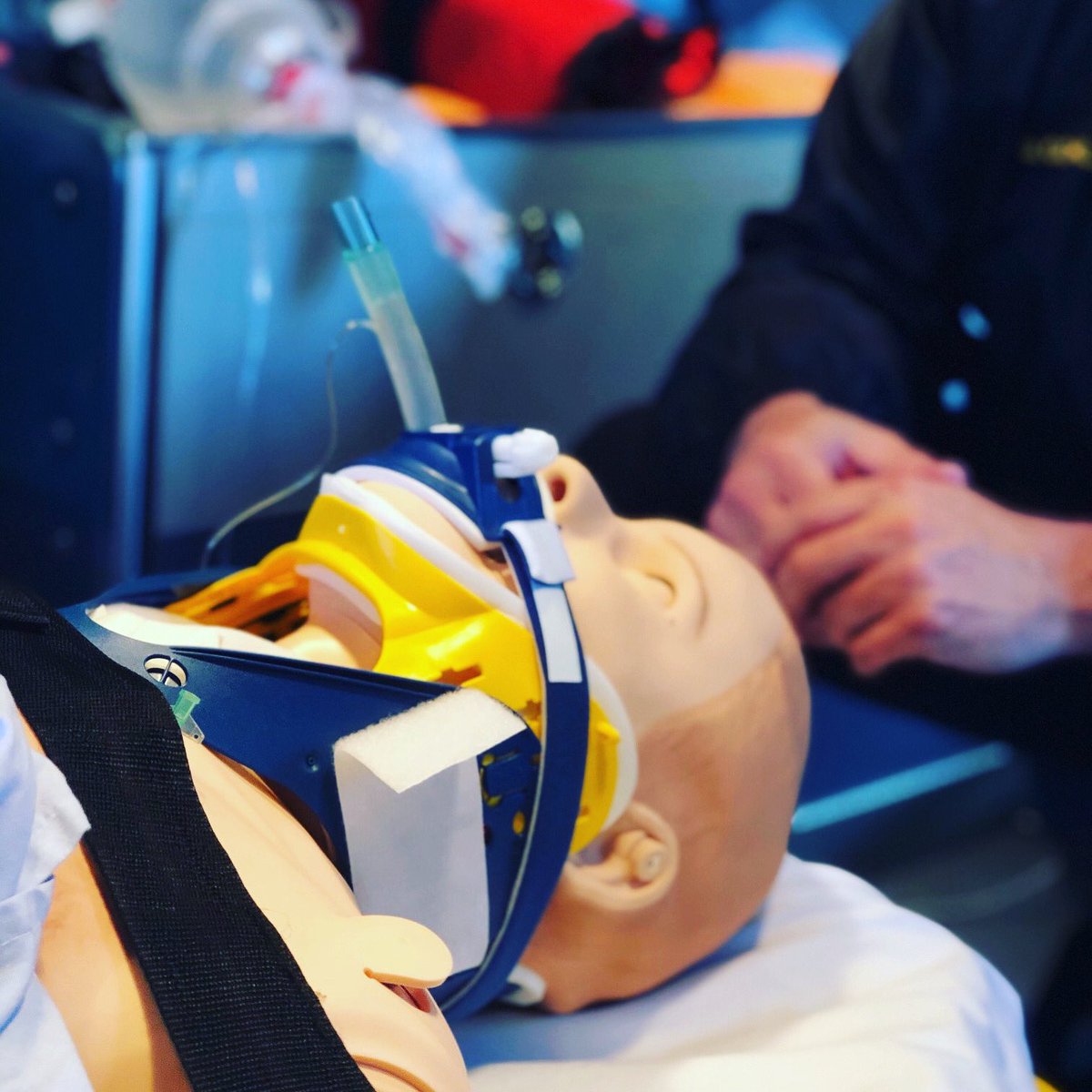 PHILLWORTHAM's tweet photo. “The world is divided into two classes, those who believe the incredible, and those who do the improbable.”- Oscar Wilde. #healthcare #simulationists do the incredible every day. Stay #simstrong 💪❤️ #HcSimWeek20 @SSHorg #simtribe https://t.co/51RiugOkTW