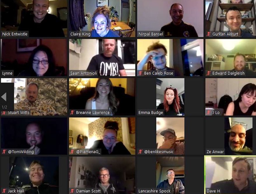 All smiles at the 1st round of the #OMBLIVE7 tournament. #FAMILY