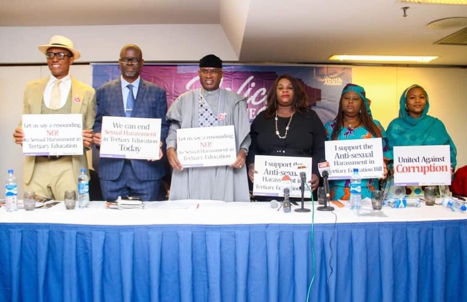 TheYAFafrica's tweet photo. 𝗧𝗵𝗿𝗼𝘄𝗯𝗮𝗰𝗸 𝗧𝗵𝘂𝗿𝘀𝗱𝗮𝘆 

Throwback to the Press Briefing organized by 
Youth Alive Foundation on the Sexual Harassment in Tertiary Educational Institutions Prohibition Bill, sponsored by Mr. Ovie Omo-Agege. 

#Sex4Grades
#ThrowbackThursday
#GBV
#MadACT 
#SAVE
#SHE https://t.co/EQv1SCFnHe