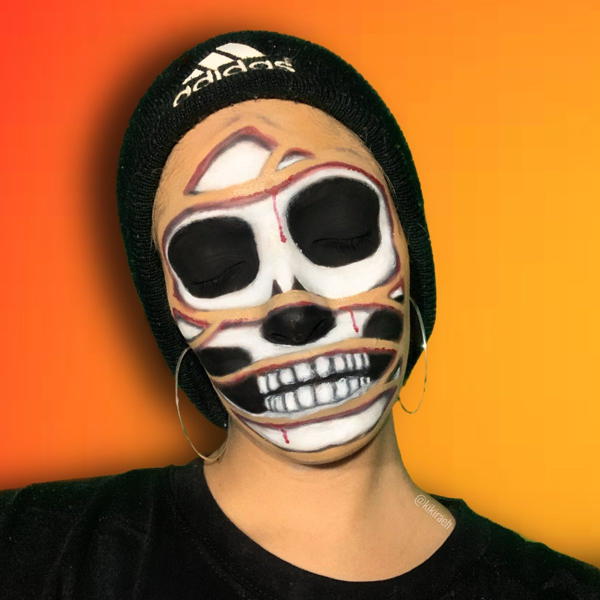 KikiRaeReal's tweet photo. Is it too soon? #spookyseason
@milkmakeup #hydrogrip primer
@elfcosmetics poreless putty primer
@fentybeauty Pro Filtr foundation
@jeffreestarcos Velour Liquid Lipstick in Drug Lord
@MorpheBrushes x @jamescharles artistry palette
@milanicosmetics Amor Matte Lip Creme Devotion https://t.co/OHqoGdQOA5
