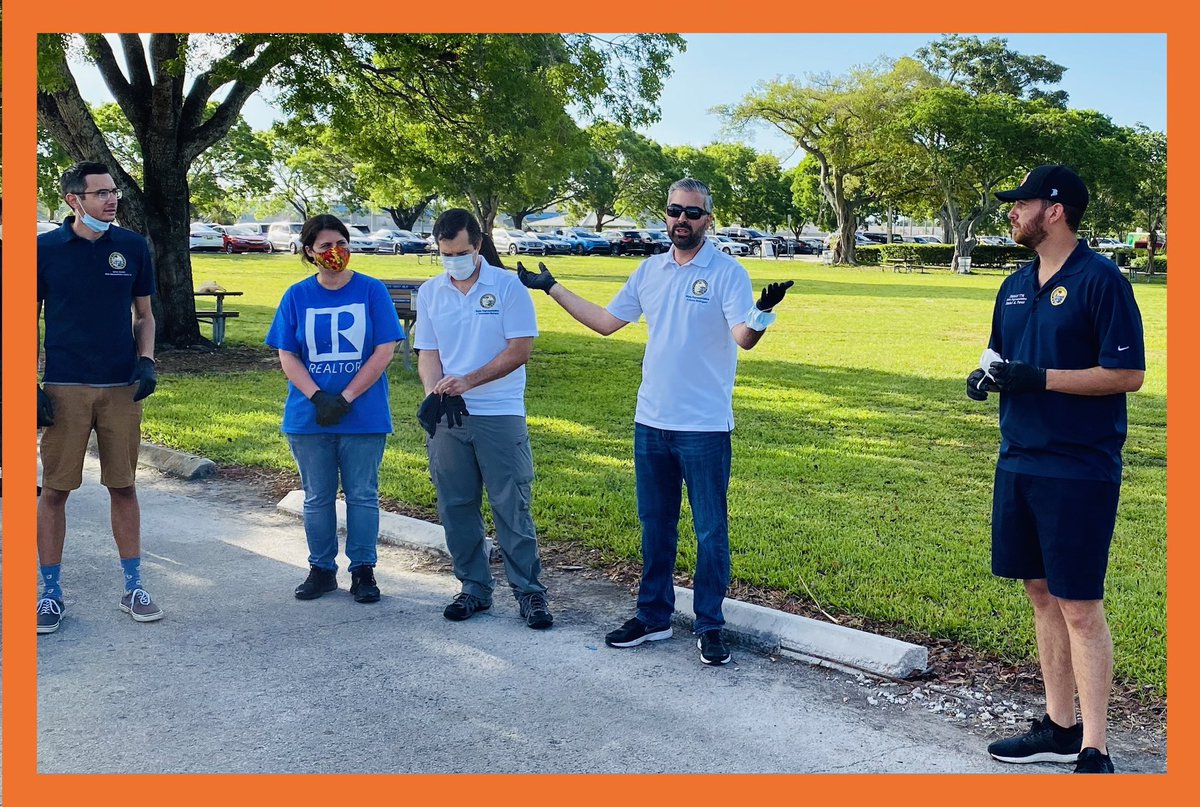 Since March, these 5, w/ the most talented staff, have hosted 99 distributions, serving thousands of families & feeding hundreds of children. To them, #HungerActionDay is the new norm- especially during the pandemic. Thank you for supporting @FeedingSouthFL‘s mission! #GoOrange