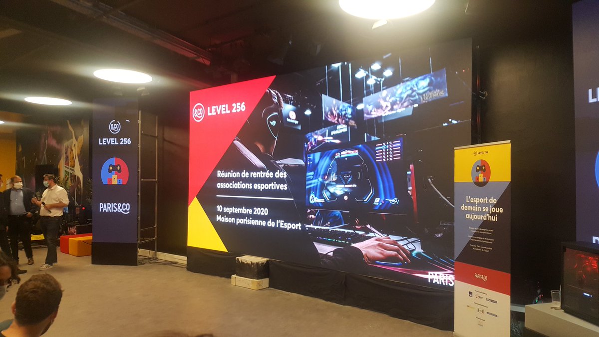 Merci au @Level256_Paris pour son accueil et à toutes les autres associations présentes ! On est heureux d'avoir fait connaissance avec d'autres acteurs associatifs du monde du esport. De très beaux projets en perspective !