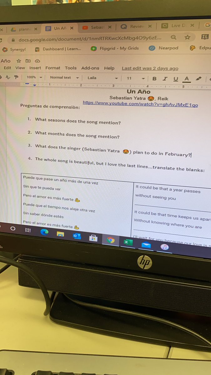 CamposProfesora's tweet photo. Already introducing mis estudiantes to música increíble and it’s only the 2nd day of clase 🤩 https://t.co/QKPSmNGp0I