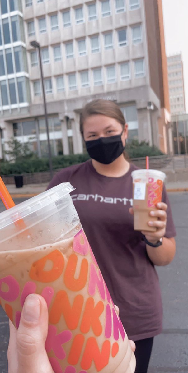 _juliarivera's tweet photo. After a long week of classes, I bought my roomie dunkin’💛 So proud of you! #kindnessforjenny @IndStSpiritSQD @TammySchaffer https://t.co/YqSEOlcVRk