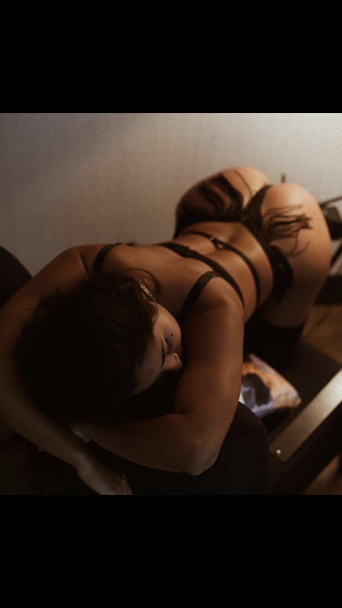 BeverlysSecret's tweet image. It’s almost Friday! 🖤

Black is the color of the week so make sure you watch the live fb video from Monday for 50% off black items and the 75% off clearance items! 🖤🖤🖤

❗️❗️We are open for appointments only as of right now!  We can now do appointments everyday!  Just DM us