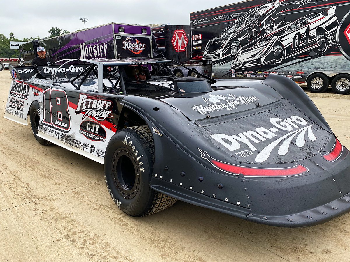 DIRTcarRacing's tweet photo. 😎 @ShannonBabb18 (Moweaqua, IL)
🏎 No. 18 @TeamZeroRaceCar

He went from 25th-to-7th in June’s #DLMStream. Can Babb find that speed at @EldoraSpeedway again this weekend?

The Moweaqua Missile brought the Team Zero No. 18 for battle on the half-mile. https://t.co/8sCTFodHNG
