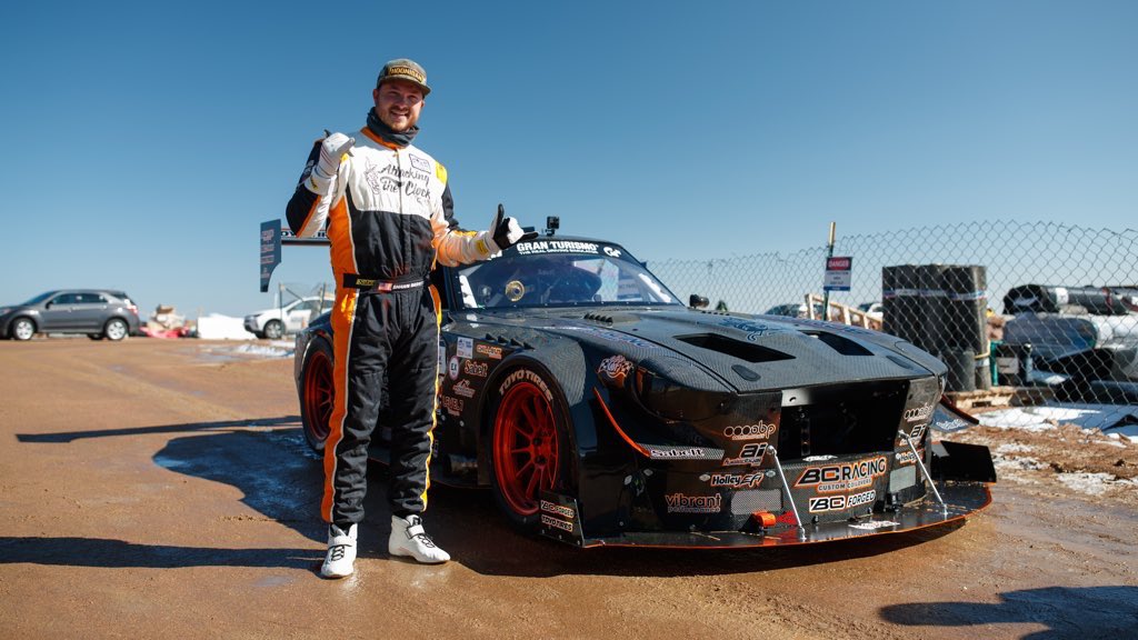 BCRacingNA's tweet image. #pikespeakhillclimb action with @ shawnb26 and his full carbon, #LSswapped 240z. Equipped with our 3-way #ZRseries custom coilovers, and @bcforgedna TD01’s! • #bcracing #bcracingna #bcforged #bcforgedna #customcoilovers #go4gold  #globaltimeattack #pikespeak