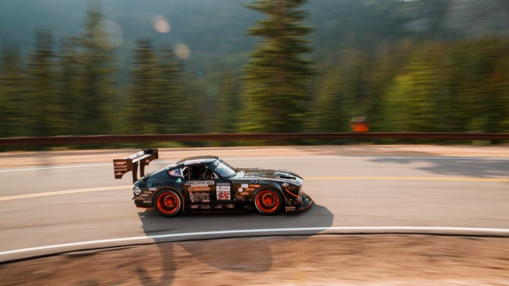 BCRacingNA's tweet image. #pikespeakhillclimb action with @ shawnb26 and his full carbon, #LSswapped 240z. Equipped with our 3-way #ZRseries custom coilovers, and @bcforgedna TD01’s! • #bcracing #bcracingna #bcforged #bcforgedna #customcoilovers #go4gold  #globaltimeattack #pikespeak
