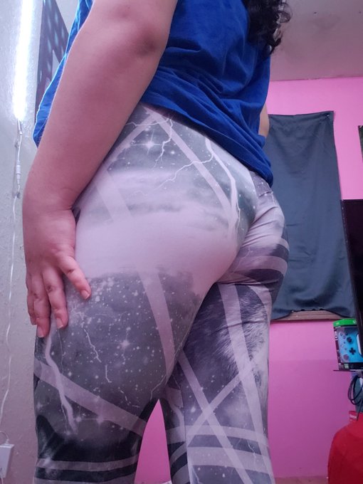 1 pic. I want someone to fuck me in these. #femboy #femboyslut #gay #sissy #porn #gaygangbang #cumdump