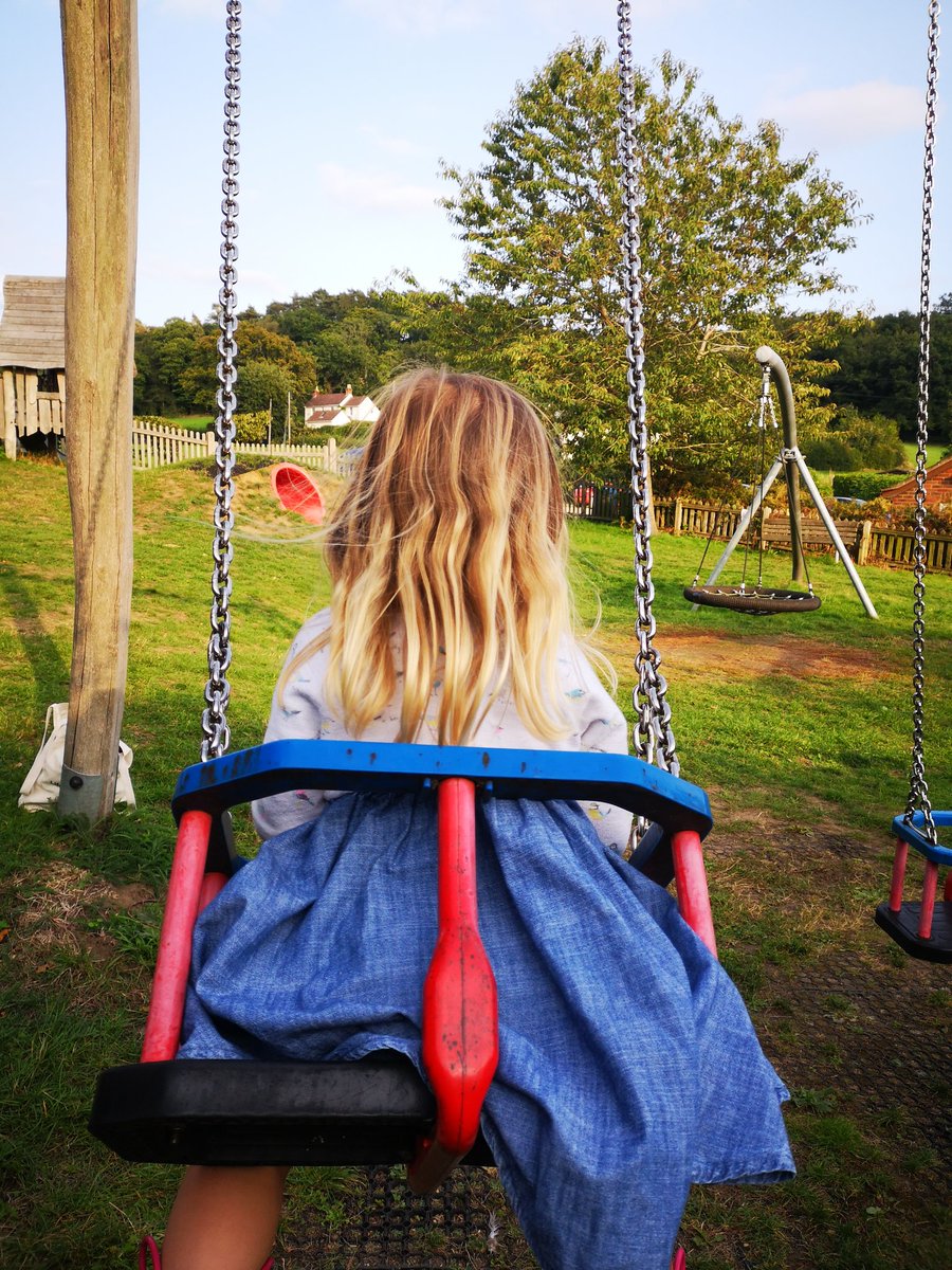 TitchyDitch's tweet photo. Another day, another park, another picnic supper! The best way to reconnect with my little girl after a full day of work. Have done it every night this week & it's been the best! #MakingTheMomentsCount #Teacher5aDay @teacher5aday @maternityCPD #Connect #Notice #SelfCareIsVital https://t.co/MjeSEInBXy