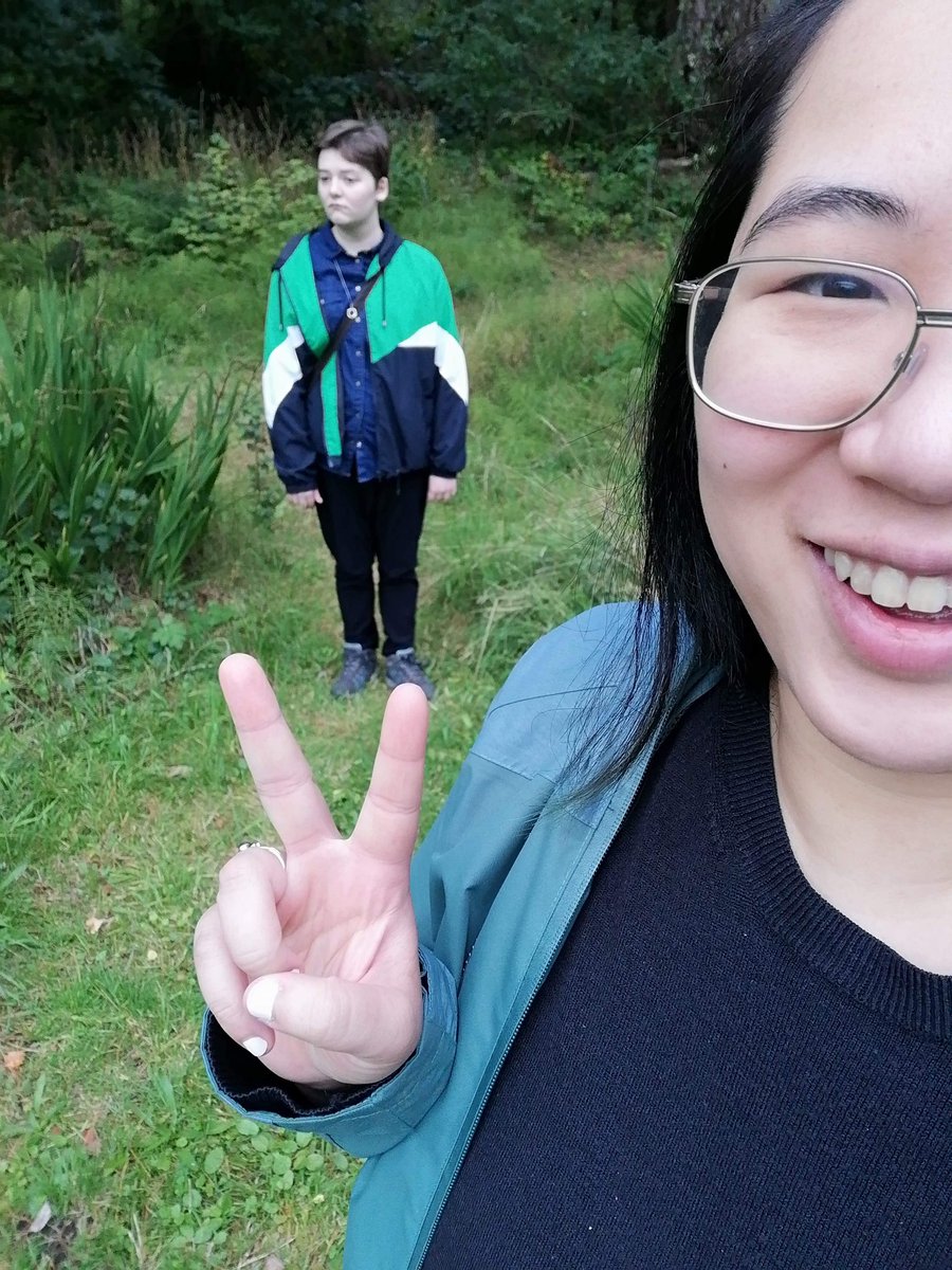 AdrynHughes's tweet photo. shout out to my gf for trying to take a nice photo of us while i was distracted by a bird https://t.co/ZOOZ5BzYQ3