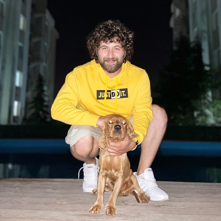 11.09.'87..
 İyisi ile kötüsü ile bunca yıl. Bugün bir dilek tutma hakkım varsa tüm insanlığa sağlıkla ve mutlulukla dolu ömür diliyorum..
Siz değerli dinleyicilerim iyi ki varsınız her daim de varolun...
Saygılarımla..
.
#alibaran ✔️🆎