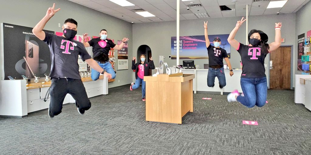 evamcgoldrick's tweet photo. We are now JUMPING to the TPR Side of the #MAGENTA Family!!! #JoyJump together = #Inclusion 😊 Yay! #TexasDNA #SouthNeverSettles 

@Viviansanche44 @tjtscgkt @Gladiatorlife24 @Rubey_redd @anamcdonald_CS @RogerFloresRGV @IlsaVargas @cjgreentx #TeamMagenta https://t.co/APCuvfo9pz