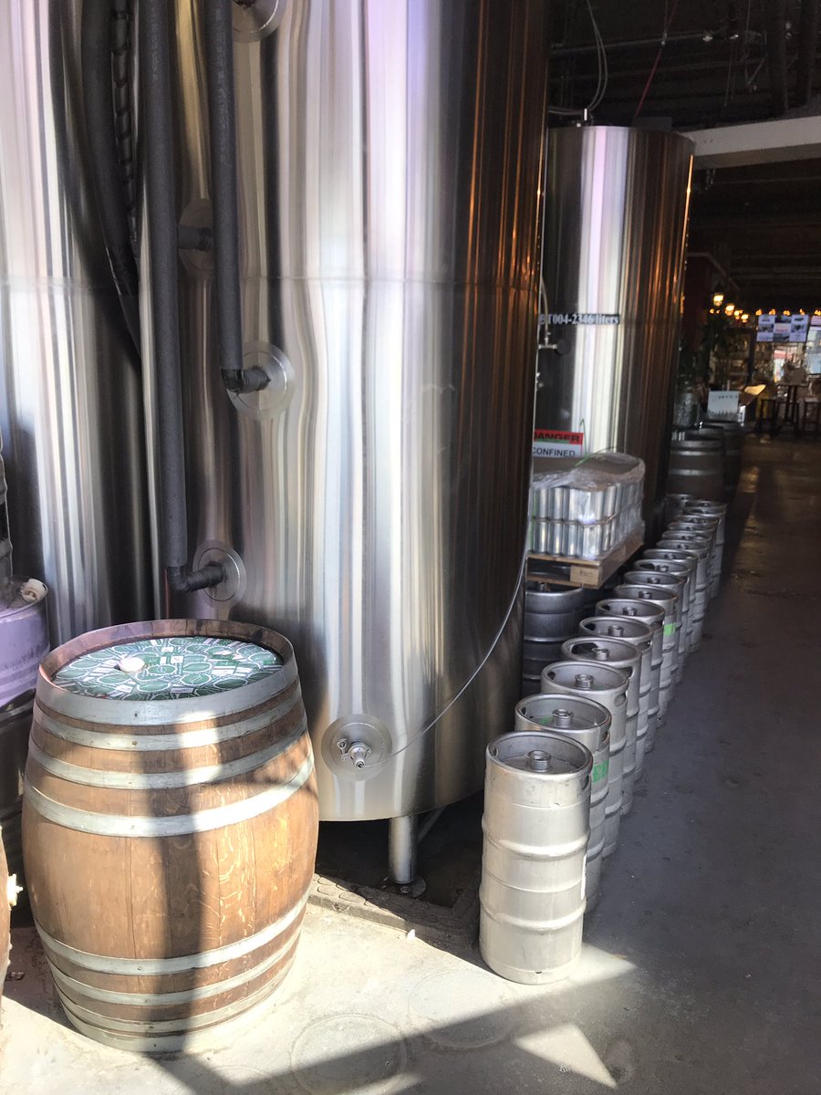 What’re you up too this weekend? 

Come check out our to-go options and growler fills... plus of course enjoy the patio. Not a drinker? Checkout our pineapple kombucha, highly refreshing 🍍☀️😎 

greenleafbrew.com 

#CraftBeer #Kombucha #NorthVancouver