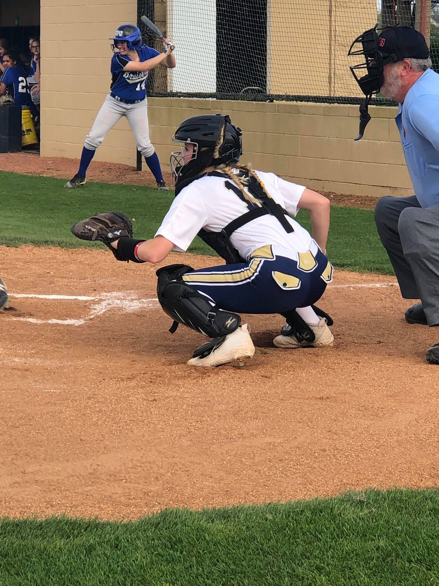 SoftballJpii's tweet photo. Happy 18th Birthday to Senior @TAspenWhitting1! Have a great day!
#JPIISOFTBALL
@JPIIAthletics https://t.co/O0sqJmof5Y