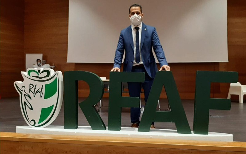 📣💬 Pablo Lozano: "Les vamos a hacer las pruebas del COVID a todos los deportistas federados a partir de los 4 años. Serán alrededor de unos 160.000 test".

<a href="/CanalSurRadio/">Canal Sur Radio</a>
<a href="/csurDeportes/">CanalSur Deportes</a>
<a href="/RFAF/">RFAF</a> 
#ElPelotazo 

▶️ canalsur.es/radio/directos…