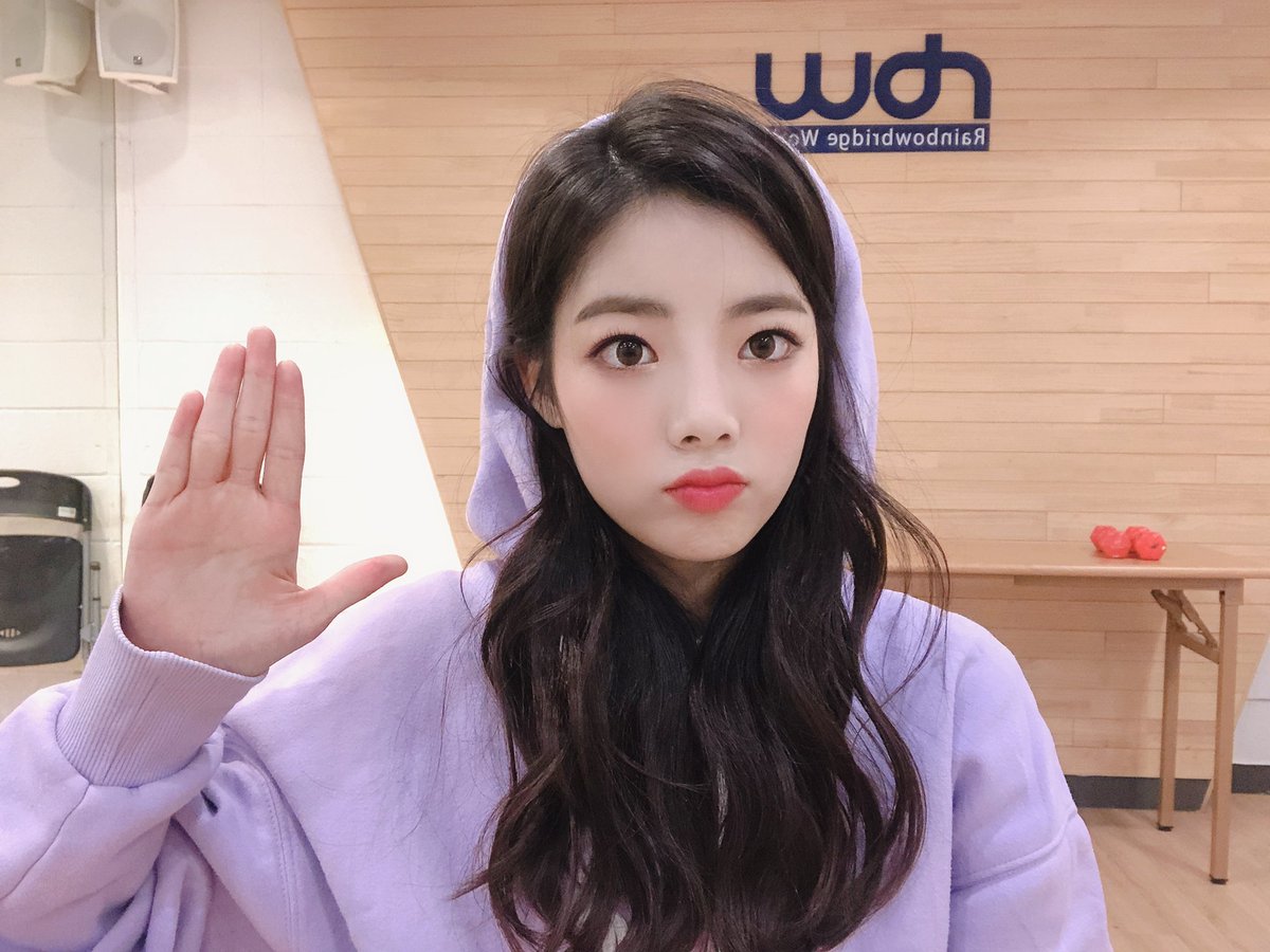 gooeuna's tweet photo. #⃟고뚜니

Stay strong and stay safe, everyone. Enjoy your weekend! https://t.co/01FG78arhO