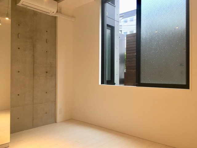 Goodroom グッドルーム 段差の国のアリス スキップ編 T Co 31s9iuvoxu 普通の1rではありませんでした このスキップと小さな柵があるだけで お部屋の雰囲気がグっと個性的に 東京 神楽坂 ペット可 一人暮らし 賃貸 引越し