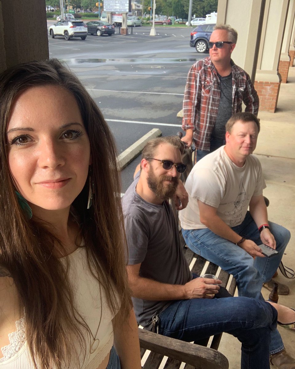 KarenJonasMusic's tweet image. Hey NOVA - we’re about to make the parking lot at @jamminjava sound mighty fine. Join us.  
*
*
#novamusic #livemusic #jamminjava #southwestsky