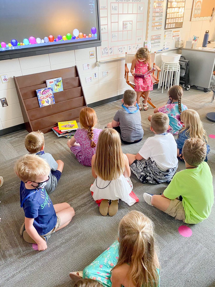 mrsamock's tweet photo. This sweet girl came to school wanting to read to the whole class, so we made it happen! I love how much they love to read💛 #fmeistheplacetobe https://t.co/arlM84pmdA