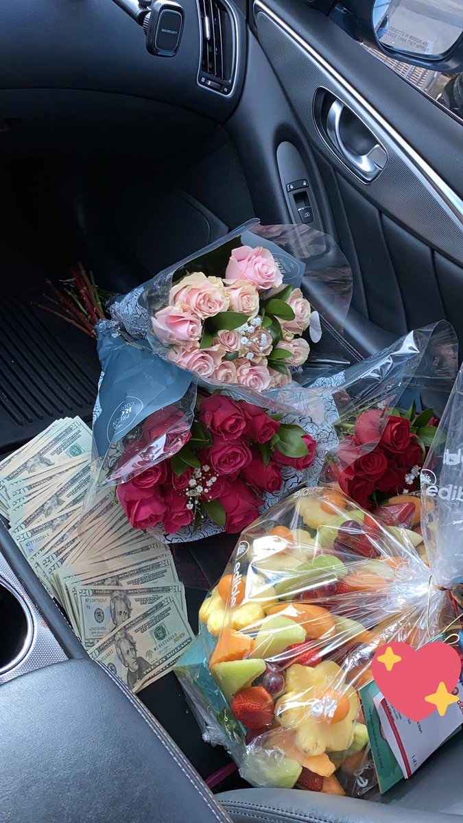 thouxanbanlee's tweet photo. Finna go pop up. 💕 https://t.co/sOcIu4l0mG