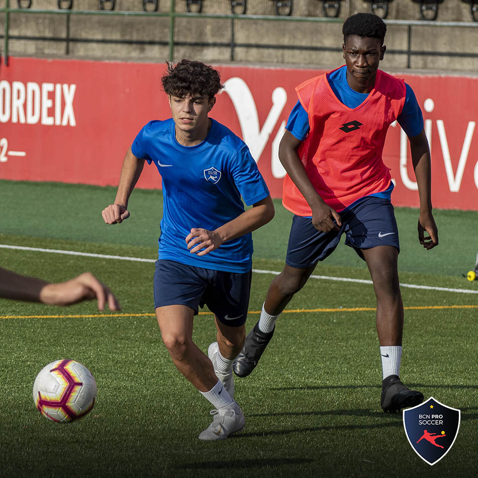 BCNPROSoccer_'s tweet photo. We're ready! πͺβ½
Last training of the week completed β
Geared up for the first preseason game! πβ³
#ThisIsBCNPRO βοΈ
#BCNPROElite β‘οΈβ½οΈ
π· @davidpallarols https://t.co/2EnQ24NTmH