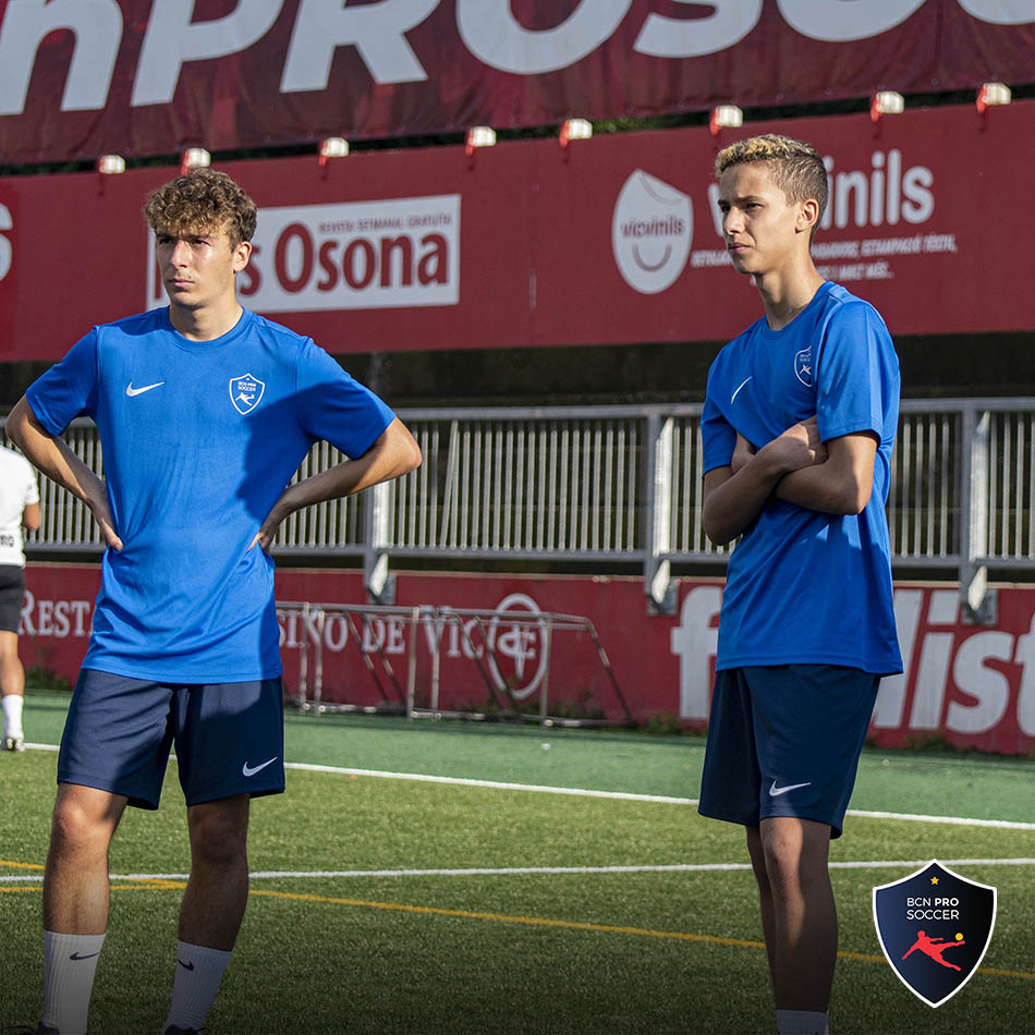 BCNPROSoccer_'s tweet photo. We're ready! πͺβ½
Last training of the week completed β
Geared up for the first preseason game! πβ³
#ThisIsBCNPRO βοΈ
#BCNPROElite β‘οΈβ½οΈ
π· @davidpallarols https://t.co/2EnQ24NTmH