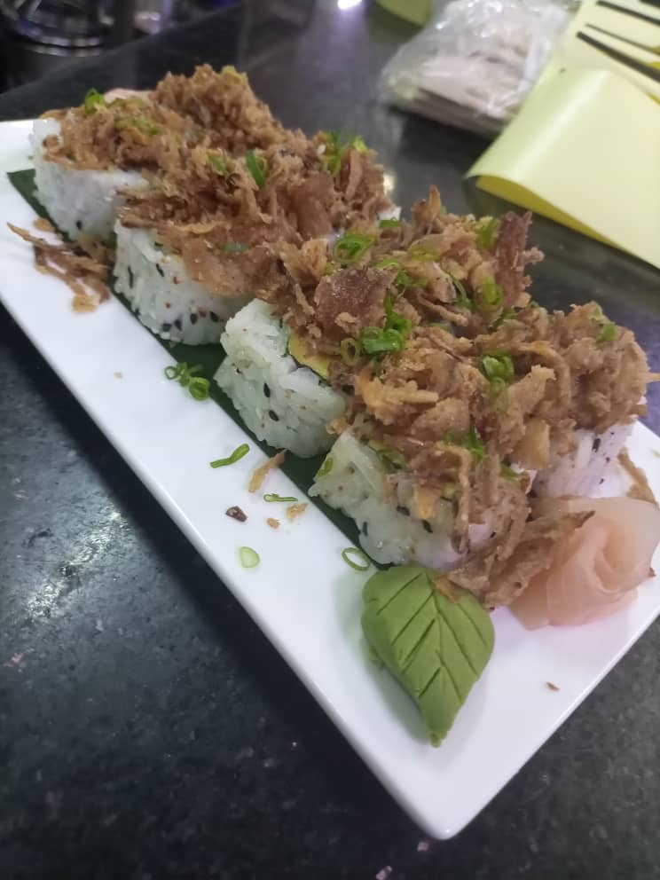 ChefDavidxon12's tweet image. For the love of sushi🍣🍥🦐😋😋😋😋