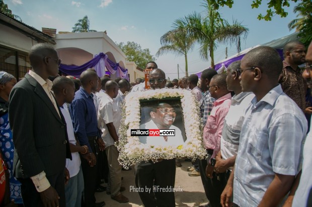 Kigogo Media (@kigogo2014) on Twitter photo Aliyeelewa hili tamko anifafanulie ..Naona wananivuruga tu..
Huyu Kepteni Silaa alipokuwa anaendesha chopa wakati wa kampeni za CCM mwaka 2015 alikuwa na miaka 12 au vipi?
<a href="/officialtcaa/">Tanzania Civil Aviation Authority (TCAA)</a> acheni uboya na kutumikia wanasiasa nimewapa reference maana hamtumii akili kufanya mambo Aliyeelewa hili tamko anifafanulie ..Naona wananivuruga tu..
Huyu Kepteni Silaa alipokuwa anaendesha chopa wakati wa kampeni za CCM mwaka 2015 alikuwa na miaka 12 au vipi?
<a href="/officialtcaa/">Tanzania Civil Aviation Authority (TCAA)</a> acheni uboya na kutumikia wanasiasa nimewapa reference maana hamtumii akili kufanya mambo