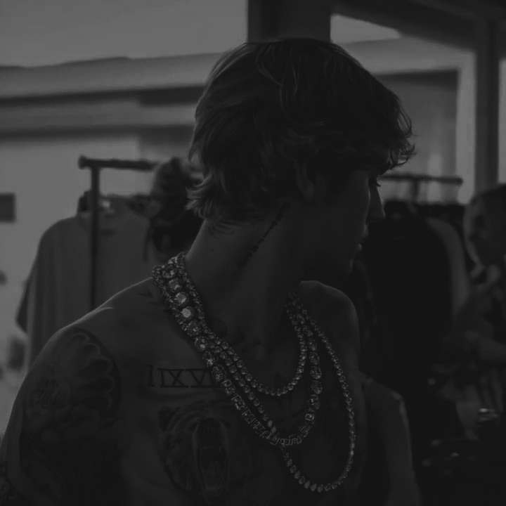 10092020.

Hawai de vacaciones mis felicitaciones, muy lindo en Instagram lo que posteas pa' qué yo vea.