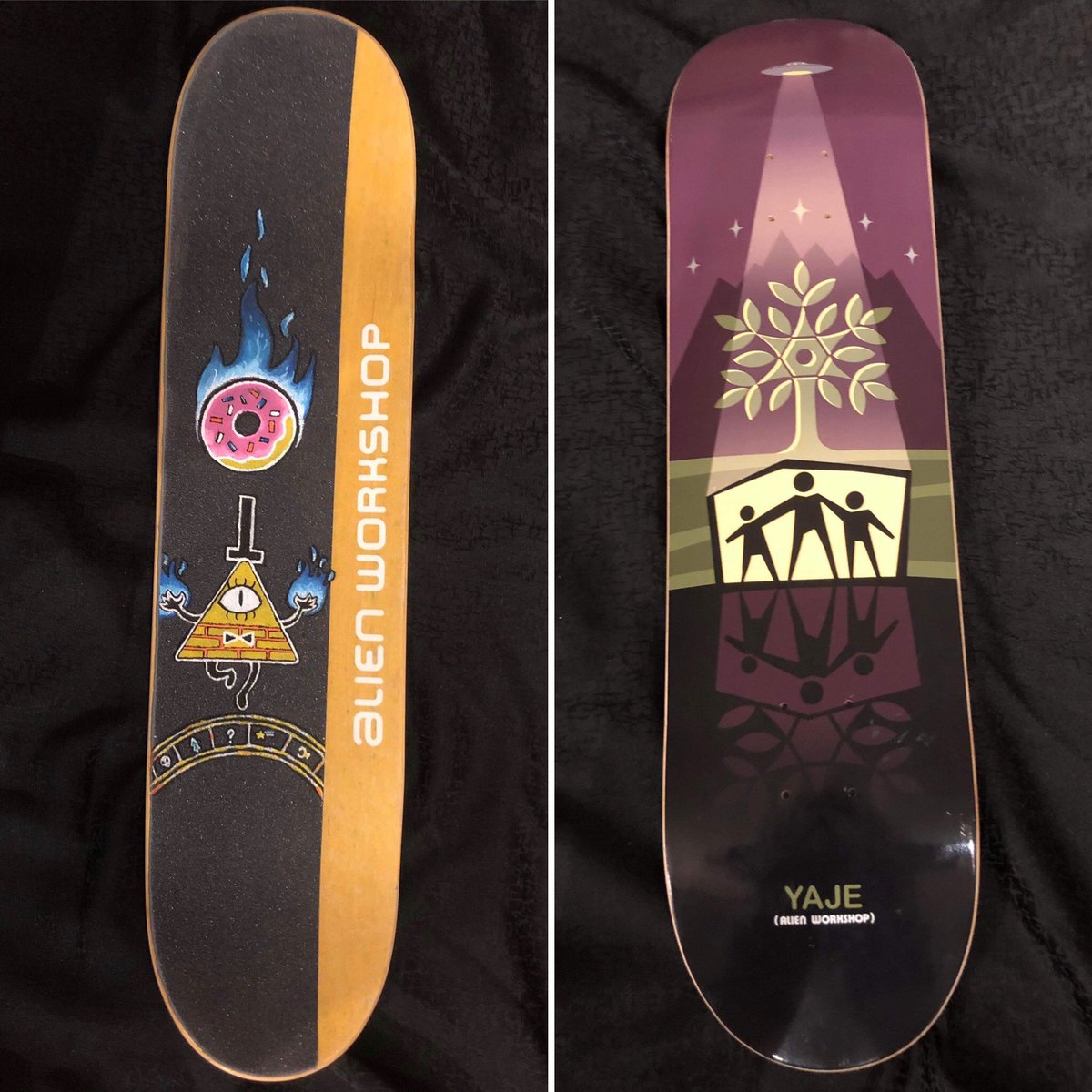 FamilyGeekStuff's tweet photo. Grip art on new skateboard deck for Sawyer!

Bill Cipher Gravity Falls artwork! Summoning a donut of course! 

#skateboard #skateboarding #griptapeart #gripart #mobgrip #alienworkshop #yajepopson #sessionsandvika #session1988 #billcipher #gravityfalls #donuts #skateboardnorway https://t.co/geZspPnZf9