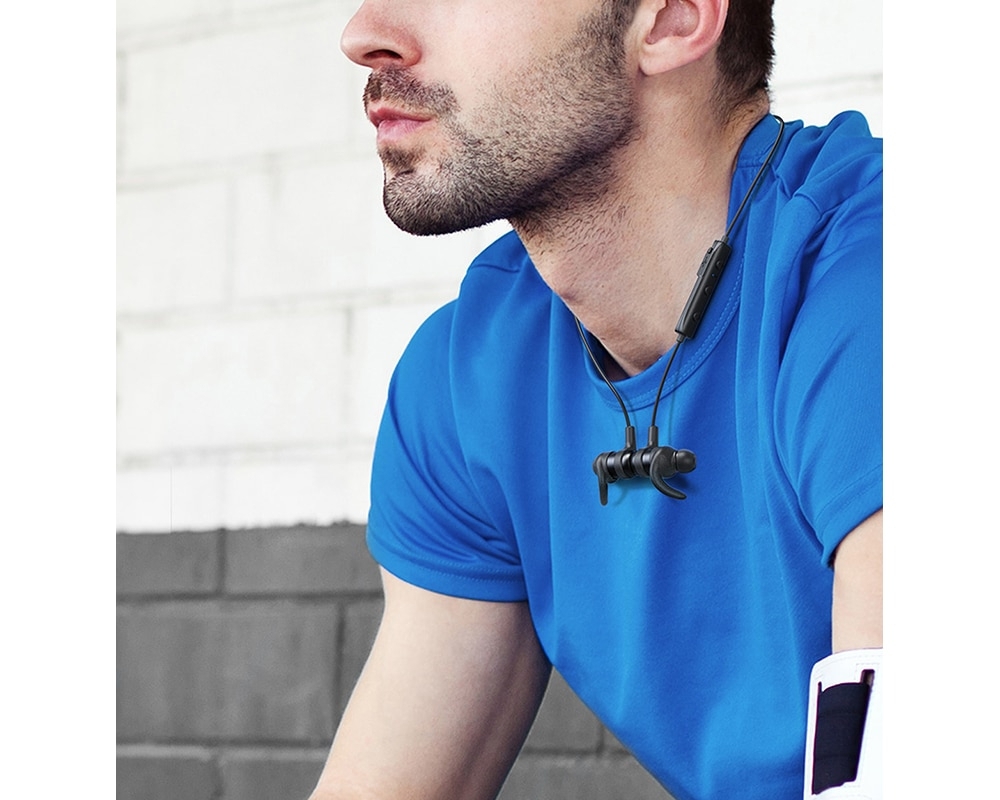 Accs_Gadget's tweet photo. Black Wireless Sport Earphones #mobilephone #smart https://t.co/klHk8bJUEG https://t.co/zBlummuF3r