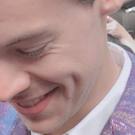 roseshsc's tweet photo. I miss you @Harry_Styles https://t.co/pP2oXUHHKJ