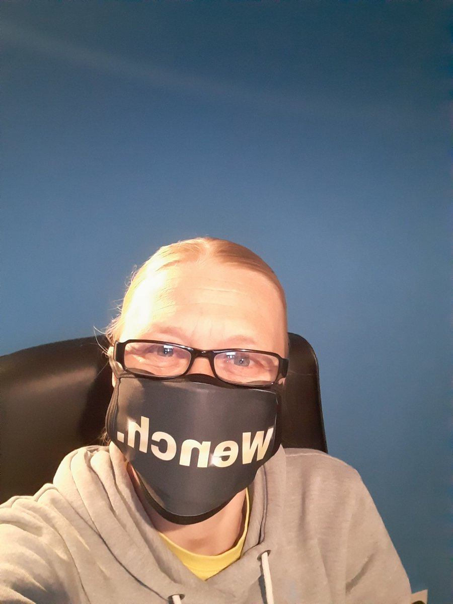 SmallPawsDirect's tweet image. Only in the black country could u get away with this mask I love it