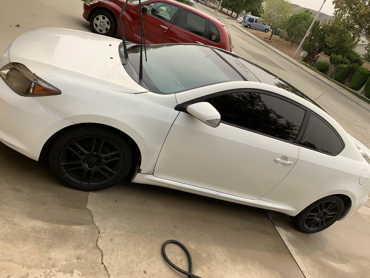 BoardsReturn's tweet image. First car😍 2 door full sun roof 💪🏽 y’all fw it ?