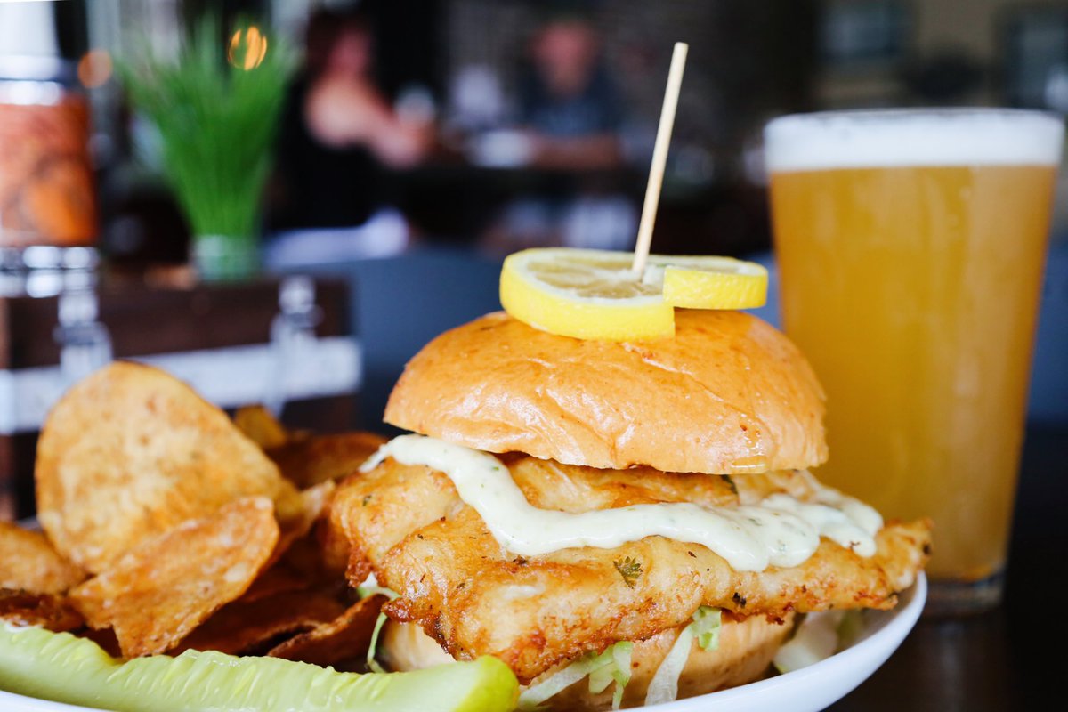 MudhenBrew's tweet photo. Inside dining never tasted so gooood 😊😊😊 We suggest our Beer Battered Cod Sandwich w/ a Sea Tiger to wash it down 👍🏼🙌🏼
#mudhenbrewingcompany #wildwoodbrewery #beerbatteredcod #craftbeer #supportlocal https://t.co/iBxiSv3VLY