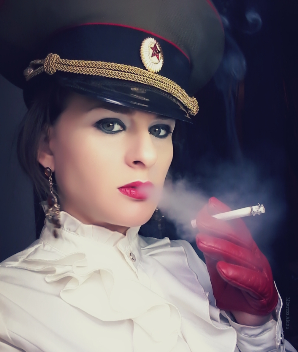 mistress_alana_'s tweet photo. #smokefetish #smoke  #domina #mistress #dominatrix #disciplinarian #domme #sadistic #sub #slave #ashtrayslave #ashslave #femdom #smokefetish   #leathergloves  #leatherfetish #strict
@smokefetish
@FemdomDaily
@Femdompromotion
@FemdomDaily
@Femdom_fr
@Femdom
@TheFemdomEmpire
@bdsm https://t.co/eC780cauku