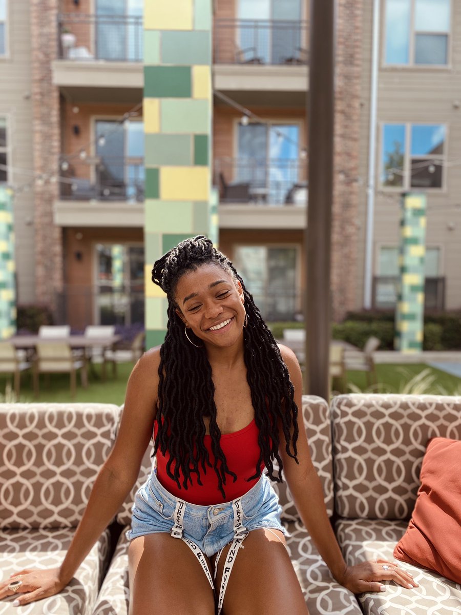 _shenabena_'s tweet photo. Manifestation is REAL. Here’s to taking a leap of faith, trusting in God, and creating a life I love &amp; desire 🥰❤️✨ https://t.co/81F9rU6RnB