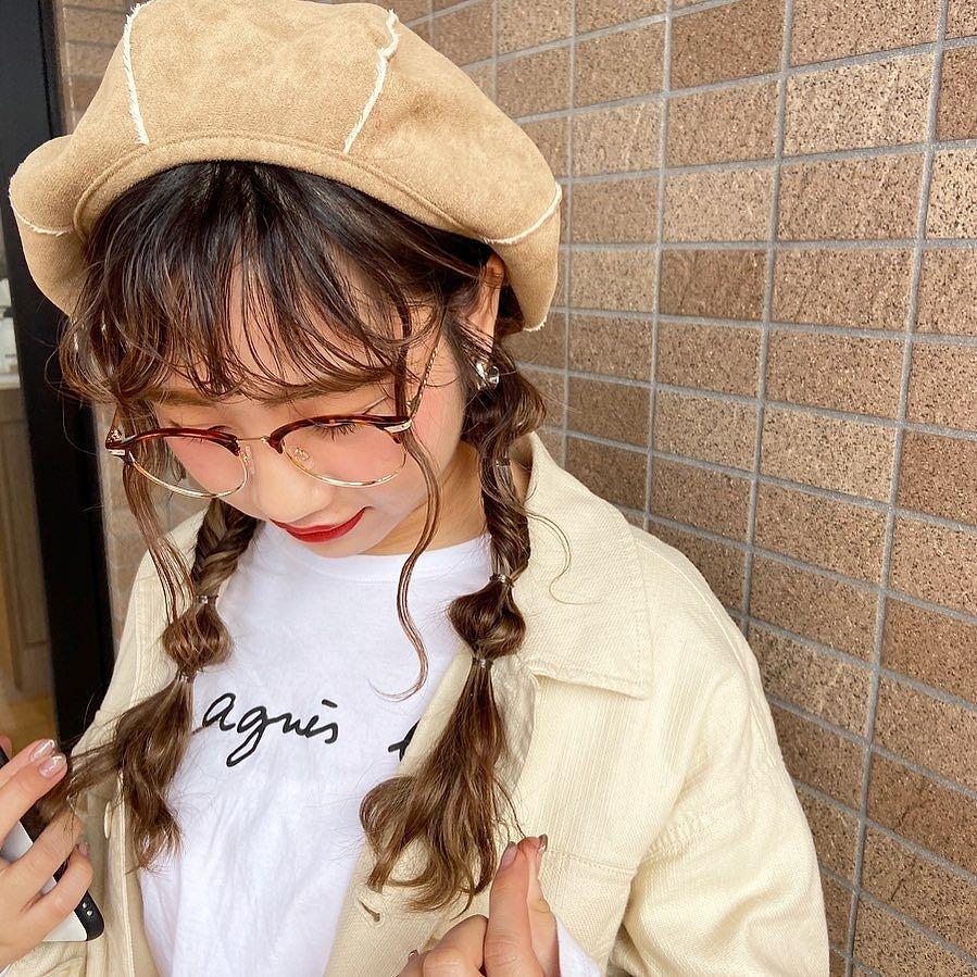 Twitter पर Mery 一生 おさげ 宣言 位置を下げたカジュアルなゆるツインテール キュートな三つ編み こなれ感のあるフィッシュボーン など 大人になっても 可愛い二つ結びを一生楽しんじゃおう こなれ感のあるスタイルにチェンジ T Co