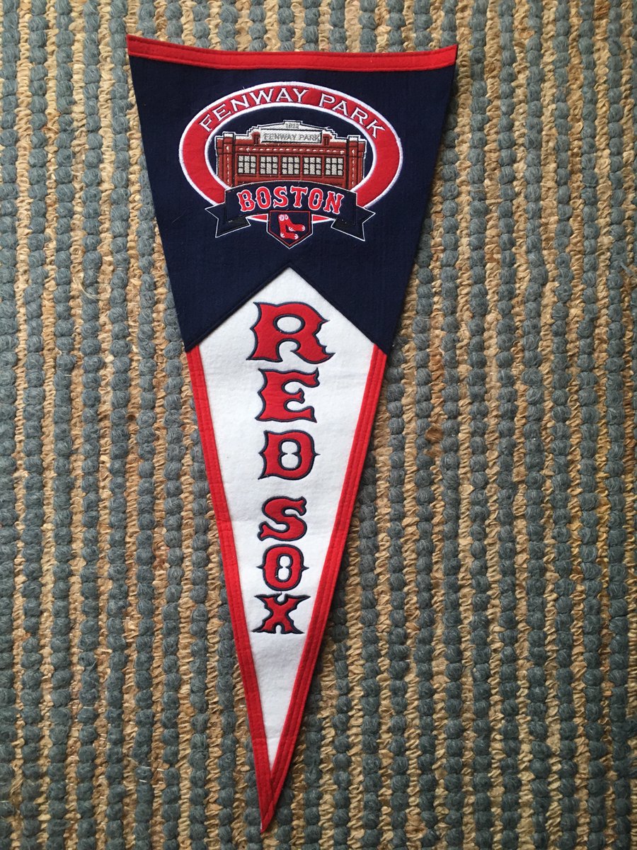 diamondreport_'s tweet photo. It’s that time of year to jump on the bandwagon...this year I’m jumping on the Red Sox train, not because they are postseason-bound, but because the Rangers have to outank the Sox. Every Red Sox win matters. #TheRaceToKumar #LetGoSox #RedSoxNation https://t.co/J7fKJmnDVH