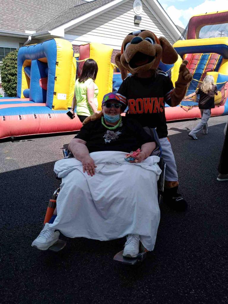 NorthpointeOaks's tweet photo. #Trilogytailgate fun day for our residents! 🏈🧡🤎❤️🤍 https://t.co/69gpqz5n7E
