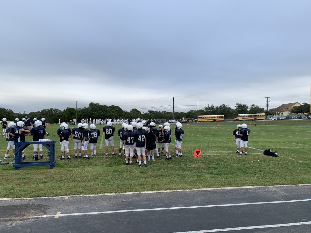 You couldn’t have asked for better football weather! <a href="/Mbmcilwain3/">Melissa Mcilwain</a> @SBMSWranglers <a href="/Supt_comalisd/">Andrew</a>
