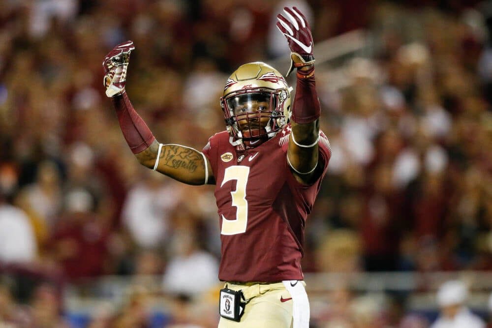 cedrick_hawkins's tweet photo. I am Highly Blessed to receive an offer from Florida State University🙏🏾🙇🏽‍♂️#GoNoles #LL3️⃣4️⃣💜 @Coach_Marve @Cocoa_Schneider @CocoaFootball @FSUFootball https://t.co/8VD7z2yzje