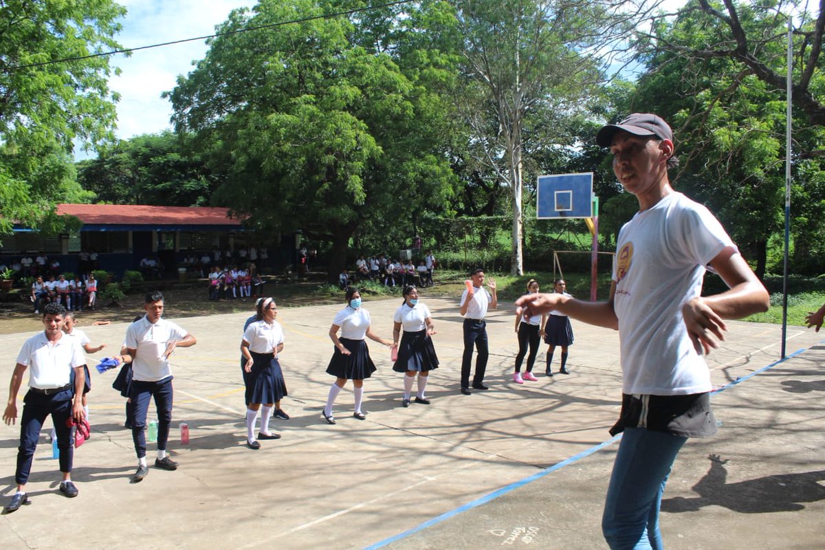 DeTelica's tweet photo. #Telica Movimiento Cultural Leonel Rugama, Promotoría Solidaria y Gobierno Local, promueven Bailatón de Ritmos Nicaragüenses, en la Comunidad de San Jacinto, en el marco del #OrgulloPatrio #Nicaragua https://t.co/UwUzVz72tj