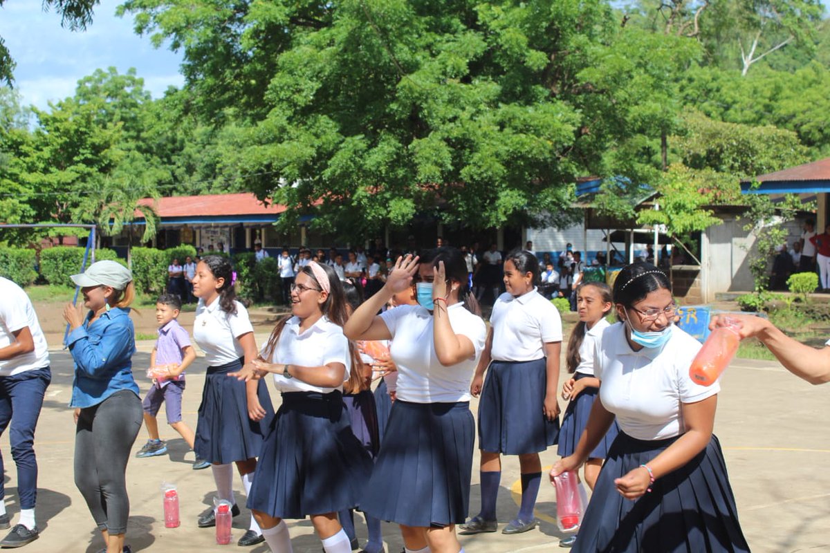 DeTelica's tweet photo. #Telica Movimiento Cultural Leonel Rugama, Promotoría Solidaria y Gobierno Local, promueven Bailatón de Ritmos Nicaragüenses, en la Comunidad de San Jacinto, en el marco del #OrgulloPatrio #Nicaragua https://t.co/UwUzVz72tj
