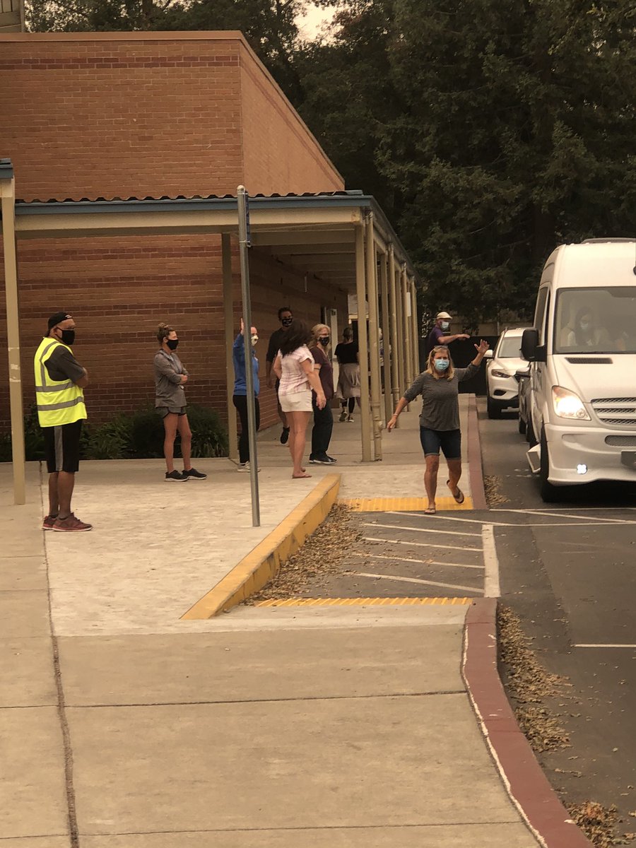 Vista Grande Falcons tweet media